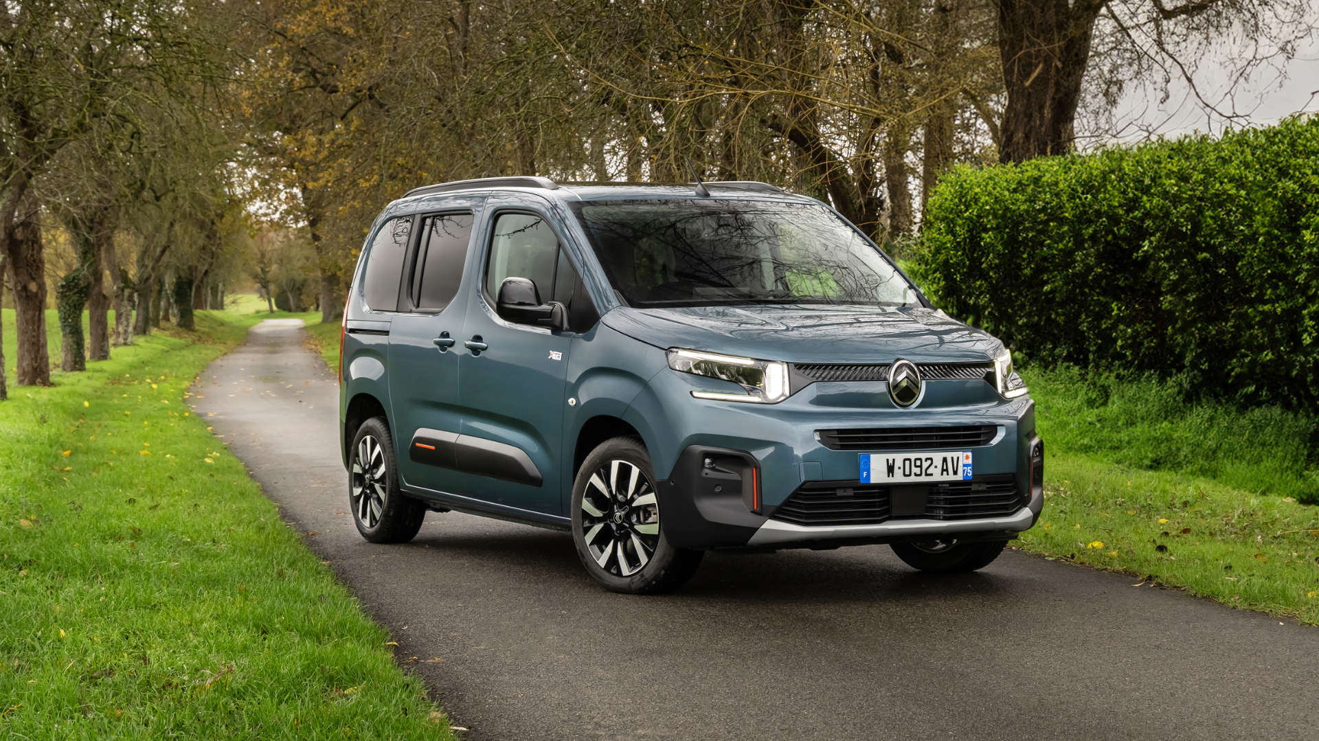 Оголошено ціни на Новий CITROЁN Berlingo та Новий CITROЁN e-Berlingo: автомобілі вже прямують в Україну